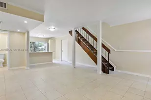 8941 NE 4th Avenue Rd, Miami Shores, FL 33138 - Photo 4