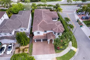 11530 NW 82nd Terrace, Doral, FL 33178 - Photo 2