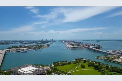1100 Biscayne Blvd #2706, Miami, FL 33132 - Photo 2