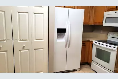 1275 SW 48th Ter #1275, Deerfield Beach, FL 33442 - Photo 10