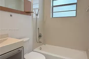 2021 Meridian Ave, Miami Beach, FL 33139 - Photo 12