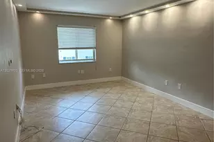 8617 SW 68th Ct, Pinecrest, FL 33156 - Photo 8