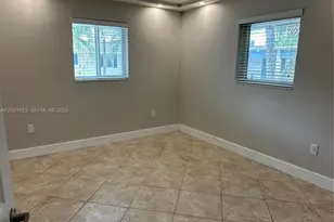 8617 SW 68th Ct, Pinecrest, FL 33156 - Photo 10