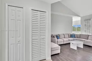 7085 Nova Dr, Davie, FL 33317 - Photo 2