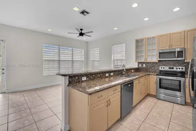 14634 SW 5th St #1-5, Pembroke Pines, FL 33027 - Photo 30