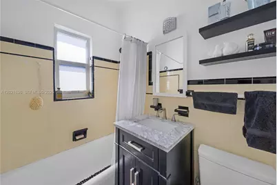 408 W 25th St #8, Miami Beach, FL 33140 - Photo 16