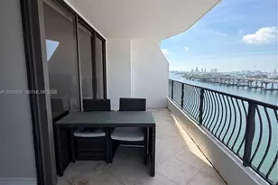 555 NE 15th St, Miami, FL 33132 - Photo 10