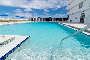 5601 Collins Ave, Miami Beach, FL 33140 - Photo 22