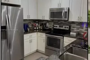 204 E South St, Orlando, FL 32801 - Photo 6