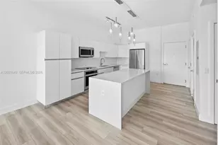 101 Diplomat Pkwy, Hallandale Beach, FL 33009 - Photo 14