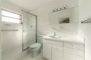 947 Lincoln St, Hollywood, FL 33019 - Photo 16
