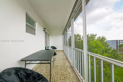 4650 Washington St #502, Hollywood, FL 33021 - Photo 8