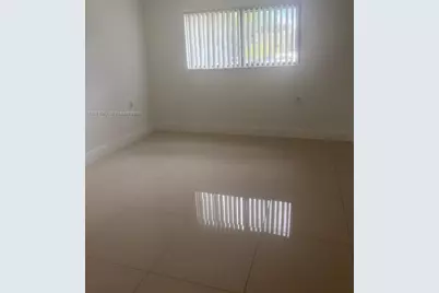 7120 NW 179th St #106, Hialeah, FL 33015 - Photo 6