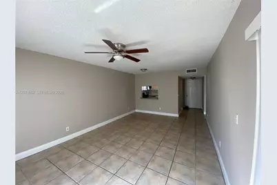 3263 Kirk Rd #2, Lake Worth, FL 33461 - Photo 2