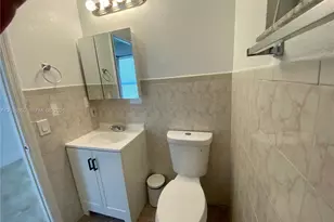 1112 N 61st Terrace, Hollywood, FL 33024 - Photo 8