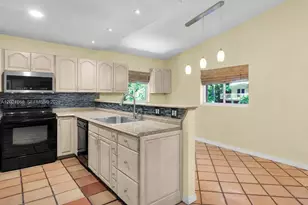 323 Bayview Ave, Key Largo, FL 33037 - Photo 52