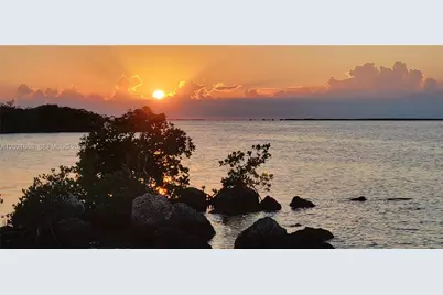 323 Bay View Ave, Key Largo, FL 33037 - Photo 40