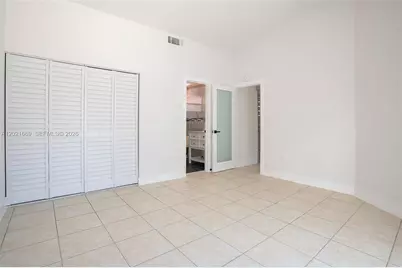 1711 San Remo Cir, Homestead, FL 33035 - Photo 16