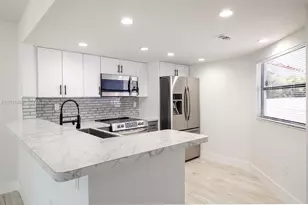 1711 San Remo Cir, Homestead, FL 33035 - Photo 6