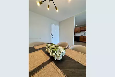 2851 NE 183rd St #1607E, Aventura, FL 33160 - Photo 2