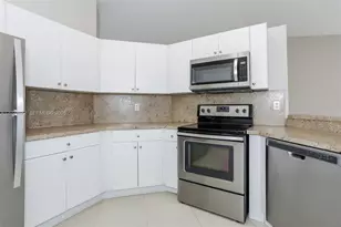 12324 SW 198th St, Miami, FL 33177 - Photo 6