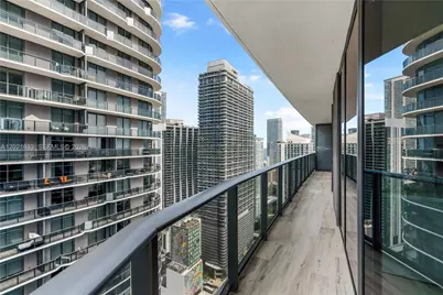55 SW 9th St #4001, Miami, FL 33130 - Photo 22