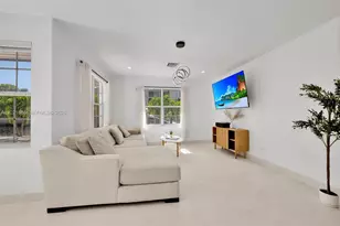 2940 NE 164th St, North Miami Beach, FL 33160 - Photo 4