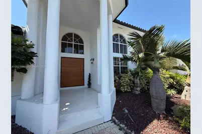 2940 NE 164th St, North Miami Beach, FL 33160 - Photo 36