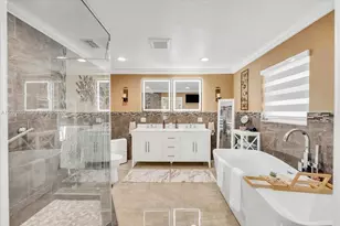 9796 NW 28th Terrace, Doral, FL 33172 - Photo 28