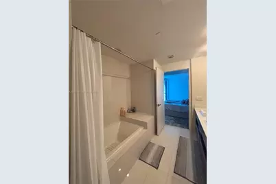1100 S Miami Ave #802, Miami, FL 33130 - Photo 8