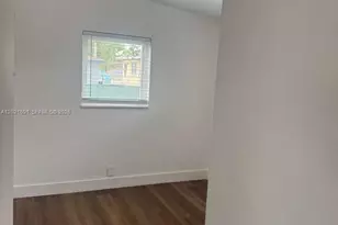 2029 Washington Ave, Opa-Locka, FL 33054 - Photo 10