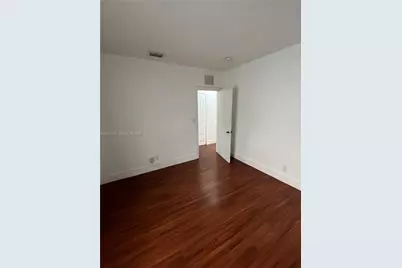 850 81st St #3, Miami Beach, FL 33141 - Photo 10