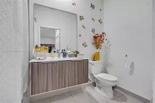 8015 NW 104th Ave, Doral, FL 33178 - Photo 16