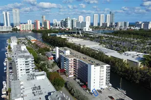 3660 NE 166th St, North Miami Beach, FL 33160 - Photo 14