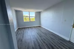 3660 NE 166th St, North Miami Beach, FL 33160 - Photo 12