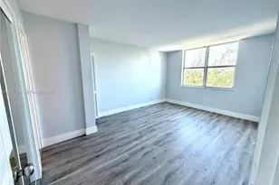 3660 NE 166th St, North Miami Beach, FL 33160 - Photo 10