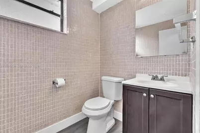 14212 NE 4th Ave, Miami, FL 33161 - Photo 12