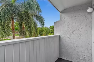 14212 NE 4th Ave, Miami, FL 33161 - Photo 16