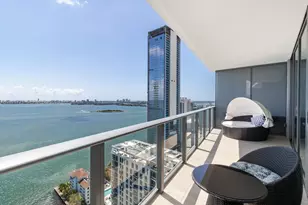 460 NE 28th St, Miami, FL 33137 - Photo 1
