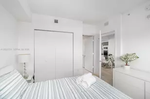 460 NE 28th St, Miami, FL 33137 - Photo 20