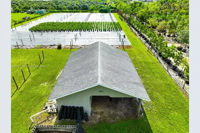 24545 SW 192nd Ave, Homestead, FL 33031 - Photo 8