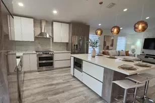 2908 N 36th Ave, Hollywood, FL 33021 - Photo 4