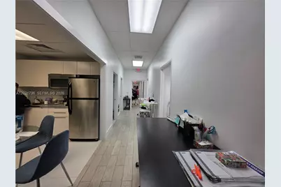 10420 NW 37th Ter, Doral, FL 33178 - Photo 6
