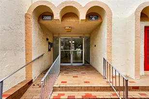 2000 Atlantic Shores Blvd, Hallandale Beach, FL 33009 - Photo 20
