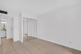 2000 Atlantic Shores Blvd, Hallandale Beach, FL 33009 - Photo 14