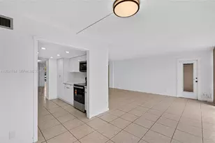 2000 Atlantic Shores Blvd, Hallandale Beach, FL 33009 - Photo 10