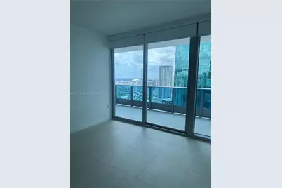 200 Biscayne Boulevard Way #4013, Miami, FL 33131 - Photo 6