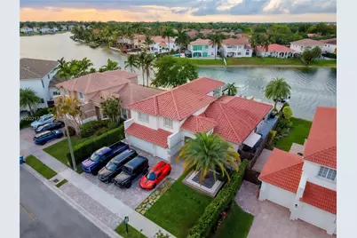 11155 NW 70th St, Doral, FL 33178 - Photo 60