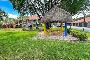 215 SW 117th Terrace, Pembroke Pines, FL 33025 - Photo 20