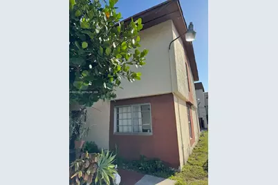 11 SW 109th Ave #C9, Sweetwater, FL 33174 - Photo 1